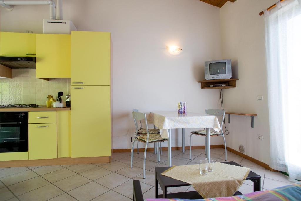 Hotel Panorama E Residence Tremosine Kamer foto
